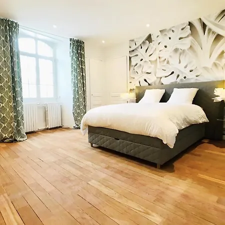 Lägenhet Cathedrale Jacuzzi Luxurious