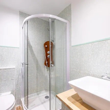 Cathedrale Jacuzzi Luxurious Appartement